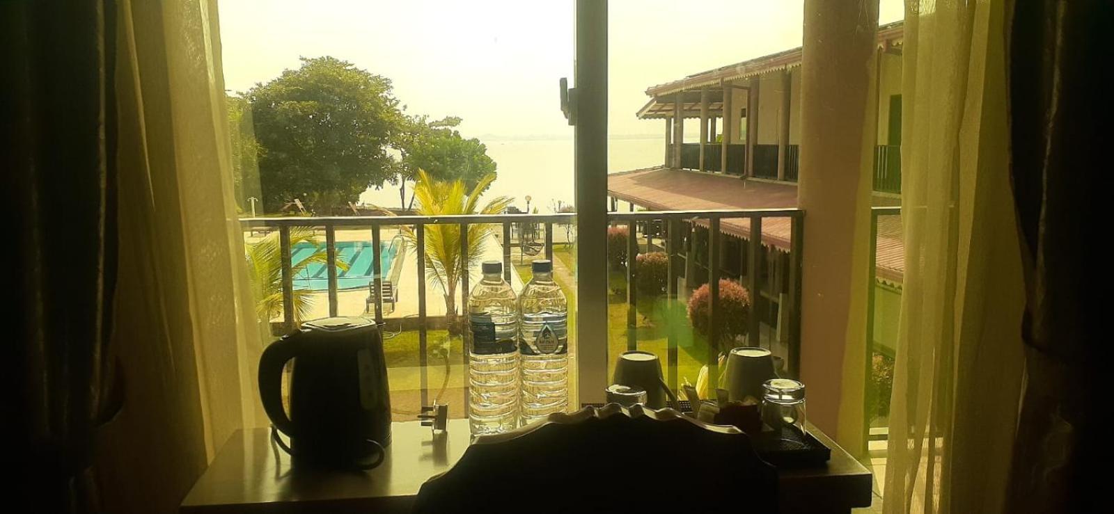 Nilakma Lagoon Negombo Extérieur photo